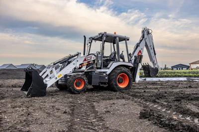 Bobcat B760 Backhoe Loader