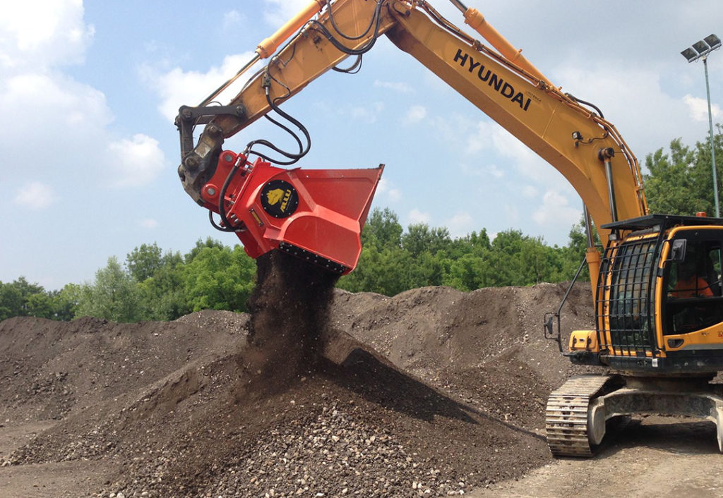 Allu Screening Bucket For Composting Mixing 1 1024x706