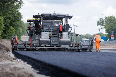 Topcon expands its road construction technology portfolio with new workflow solutions for scanning, paving and compaction.