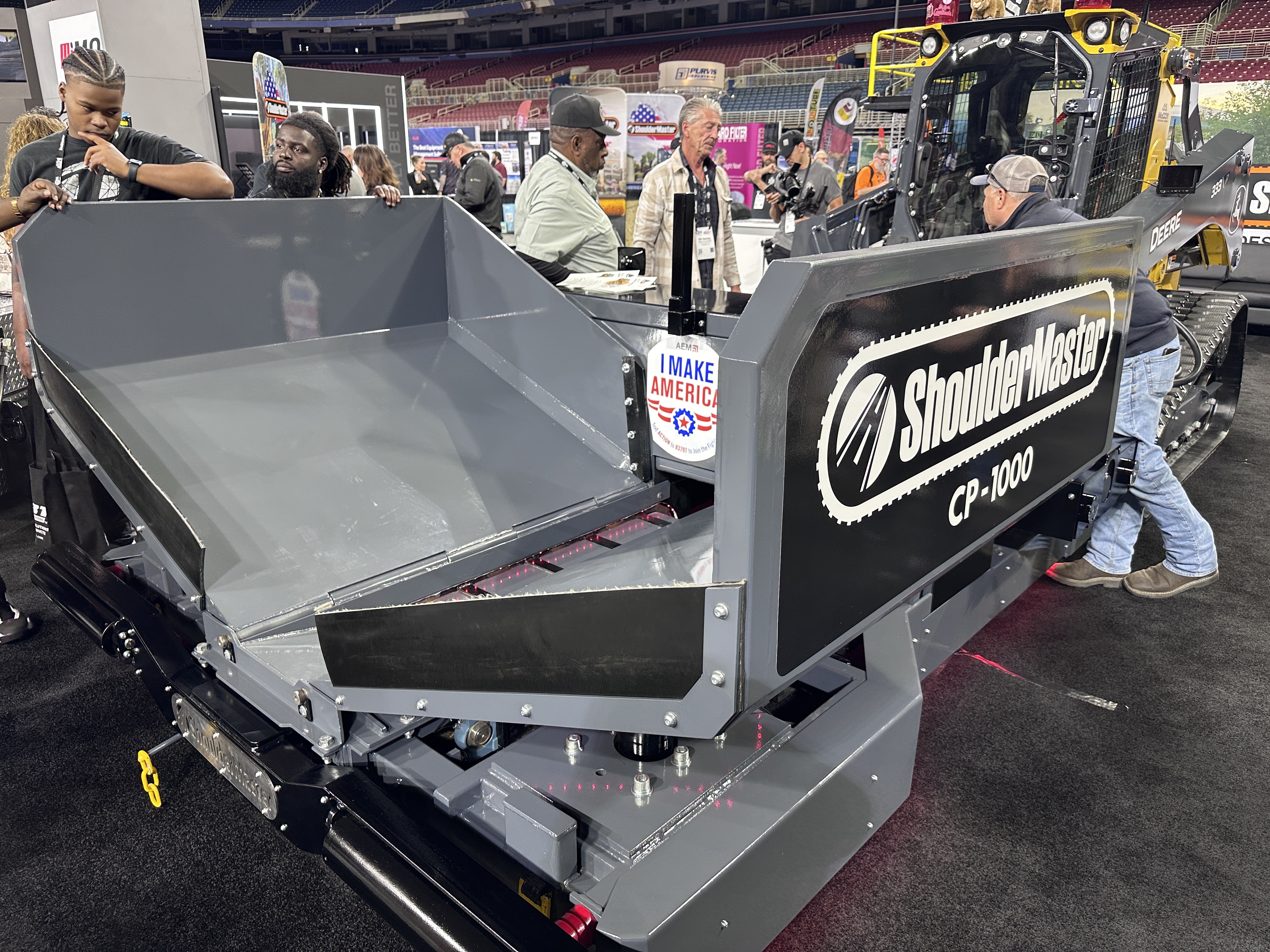 ShoulderMaster CP-1000 industrial machine at manufacturing trade show